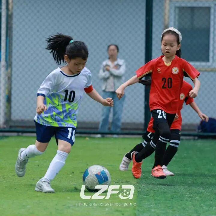 华体会体育app下载-中国青少年足球联赛（四川泸州赛区）暨 “酒城麒麟杯” 泸州市第四届青少年校园体育联赛足球基地赛完美收官